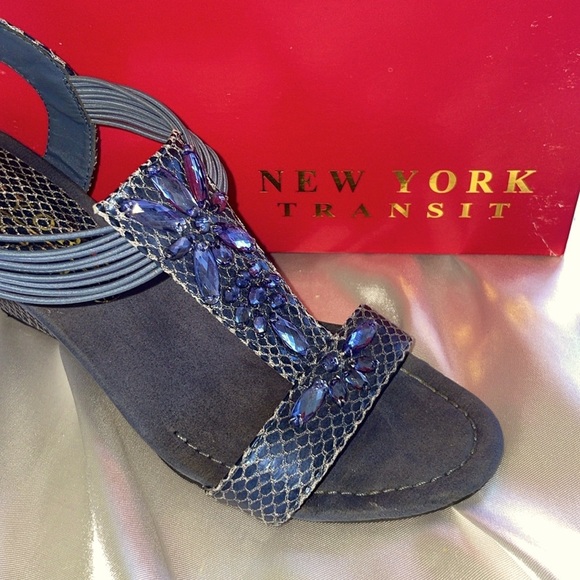 NEW YORK TRANSIT Embellished Cutout Wedges Snakeskin Print Stretch Ankle 8.5 New - Picture 6 of 14